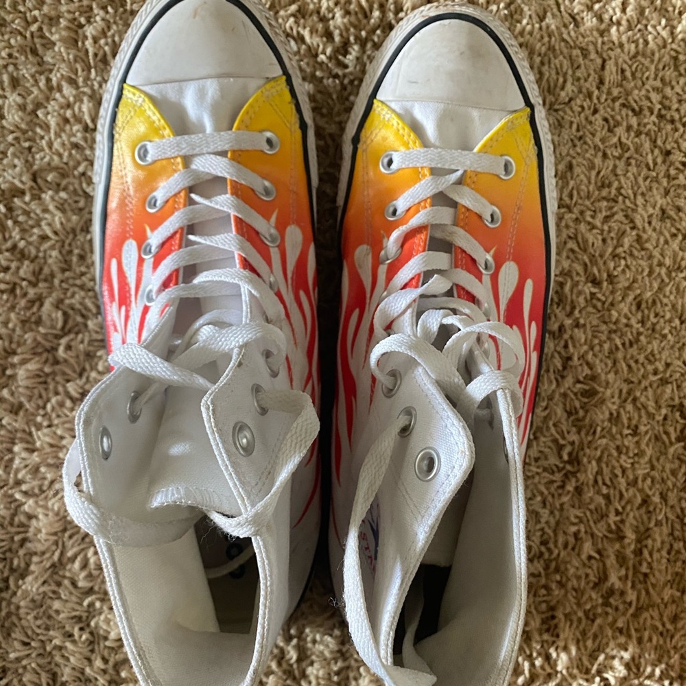 Converse Chuck Taylor All Star White and Flames